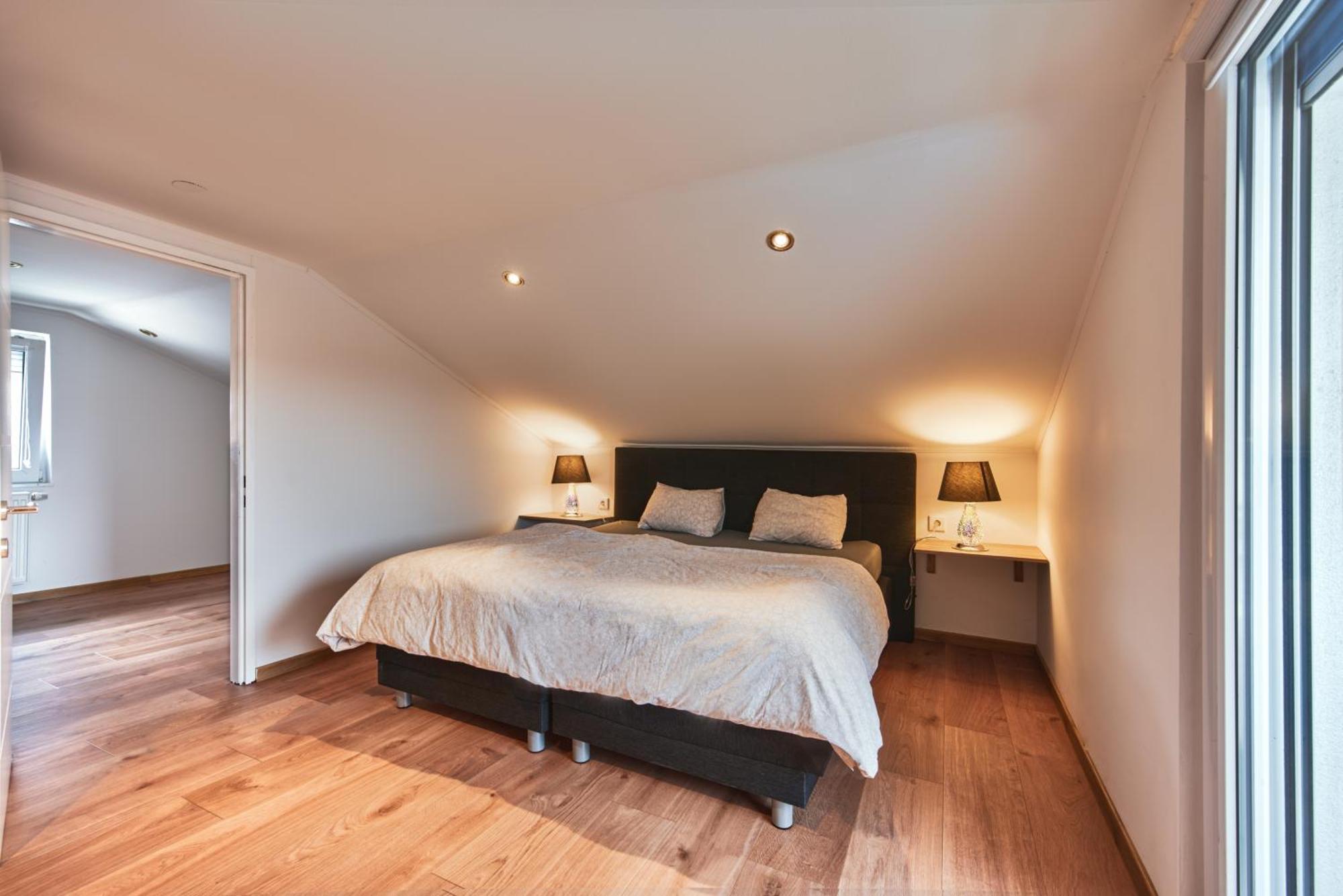 Luxurious 3bd In Prime Location Of W Jacuzzi Swimming Pool N Free Parking Wien