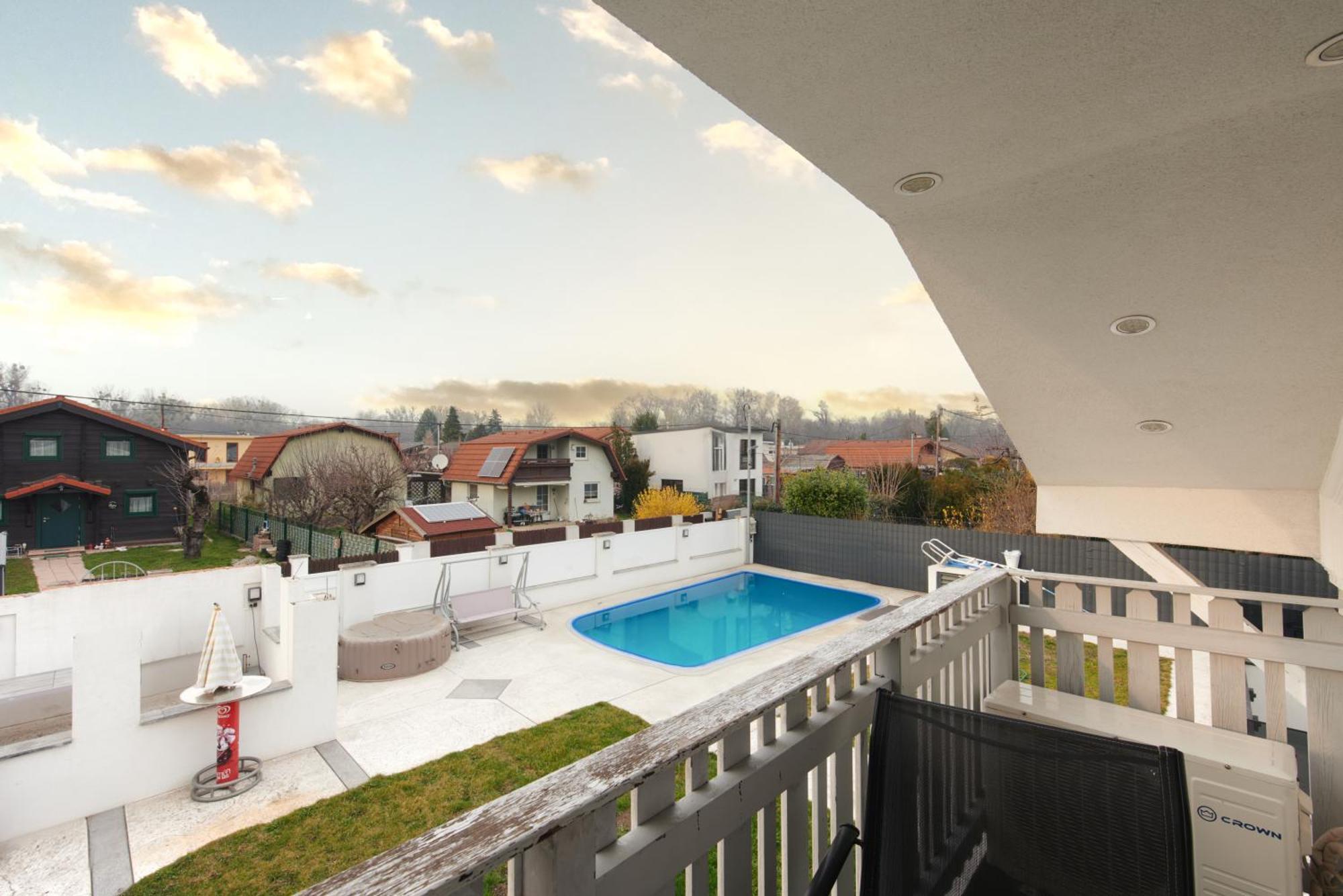 Apartment Luxurious 3bd In Prime Location Of W Jacuzzi Swimming Pool N Free Parking Wien